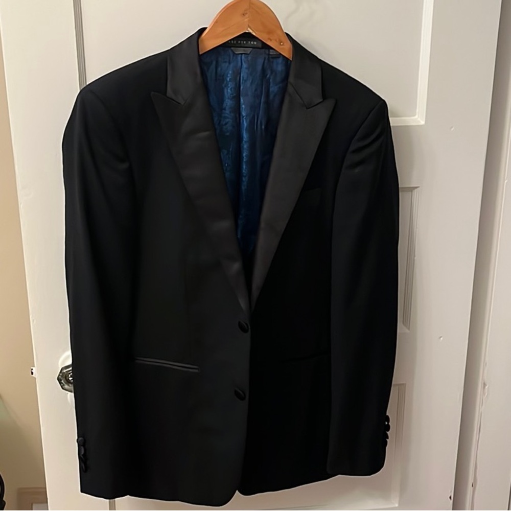 Men’s Black Dinner Jacket